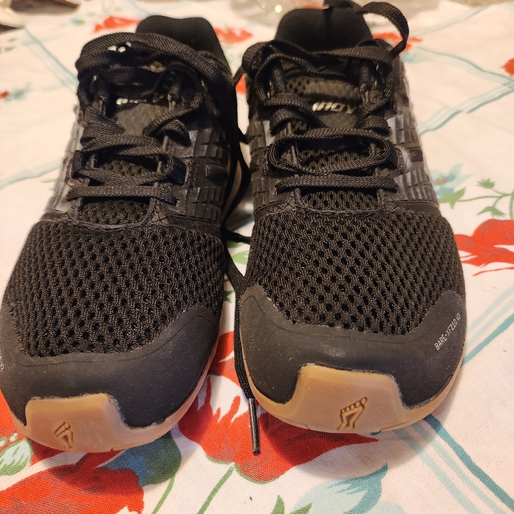 Inov-8 Women's Bare-xf 210 V2 Cross Trainer